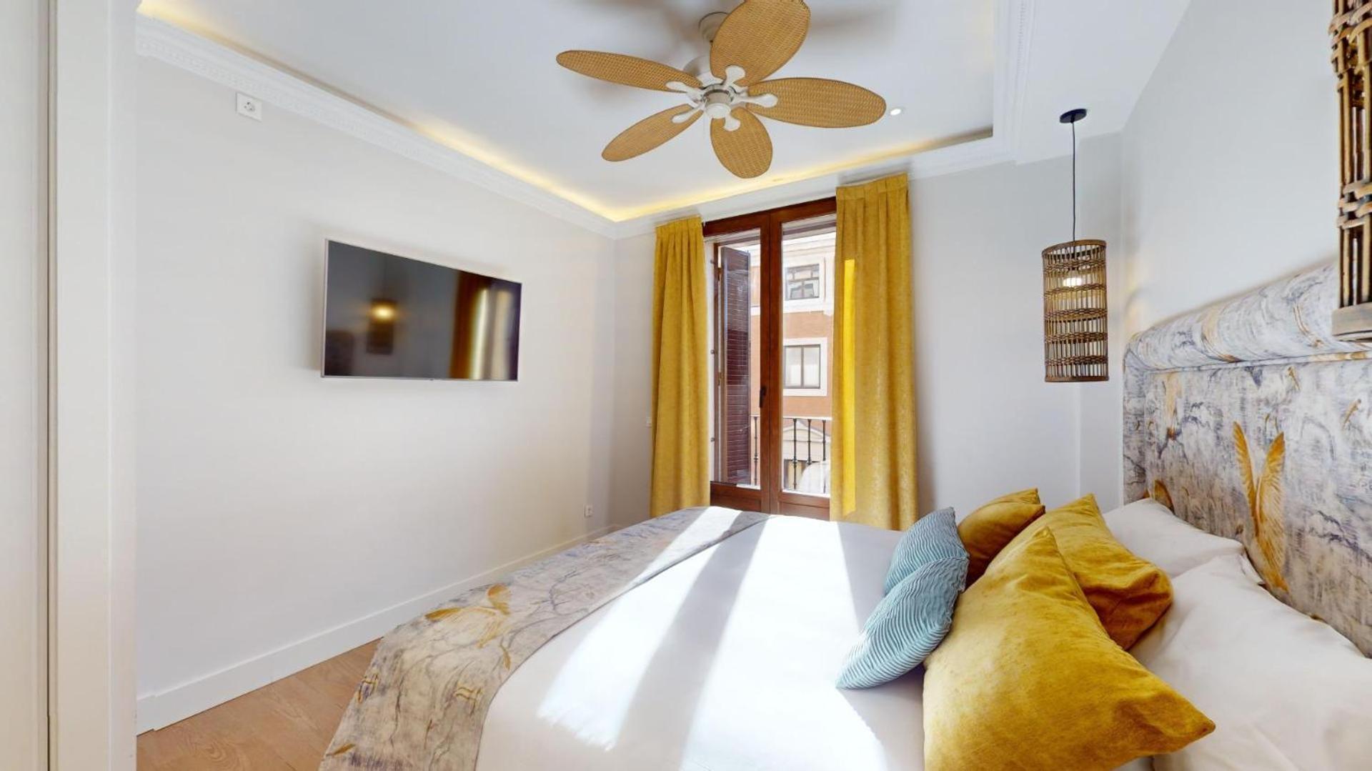 Appartement Celenque à Madrid Extérieur photo