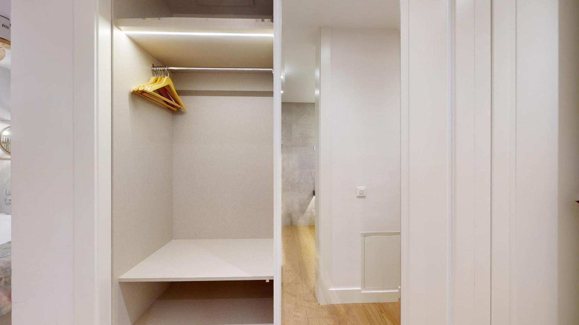 Appartement Celenque à Madrid Extérieur photo