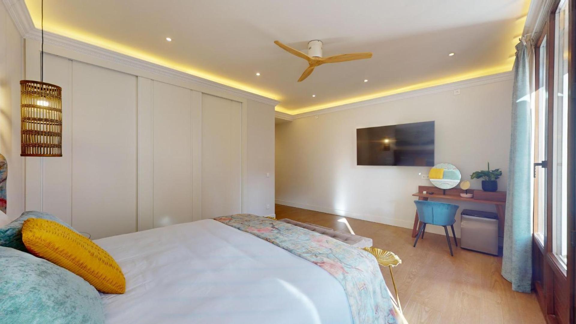 Appartement Celenque à Madrid Extérieur photo